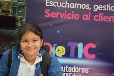 En una jornada de integración, estudiantes de cuatro colegios crearon y aprendieron jugando