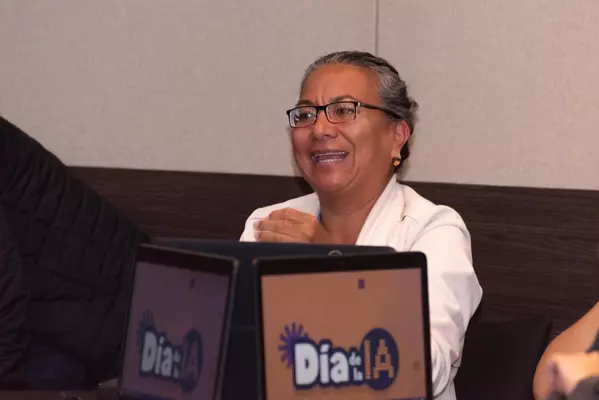 En el marco del convenio entre el Instituto Tecnol&oacute;gico de Massachetts (MIT) y Computadores para Educar,  m&aacute;s de 2.000 docentes se capacitar&aacute;n en el uso de herramientas de Inteligencia Artificial en el aula