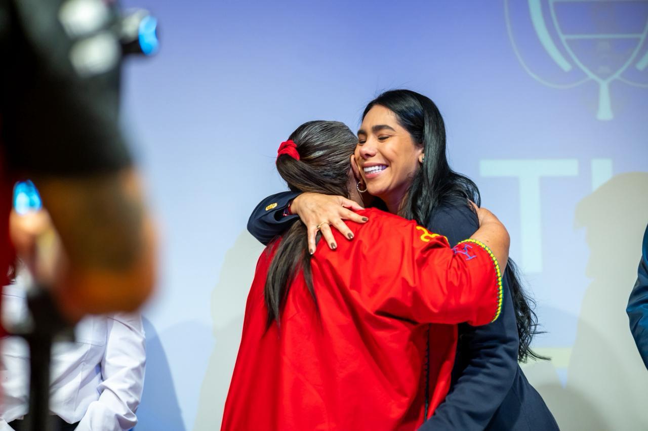 La iniciativa Dotaci&oacute;n Tecnol&oacute;gica para la Paz