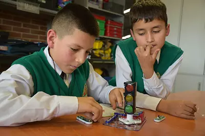 Taller Sala de Innovación, IE Colegio San José de Castilla, Kennedy