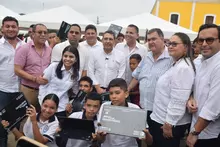 Entrega de computadores realizada en Sabanalarga