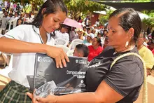 Entrega de equipos en Tierralta, Córdoba 