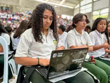 Entrega de computadores en Belalcázar, Caldas