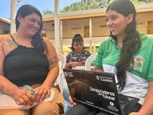 Entrega de computadores en Andes, Antioquia