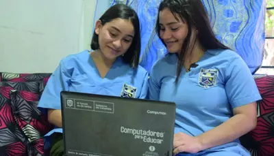 Comprados cerca de 1.500 computadores nuevos para los niños del Córdoba: Karen Abudinen, ministra TIC